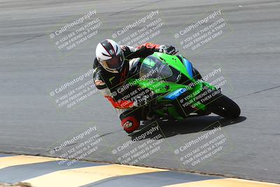 media/Apr-10-2022-SoCal Trackdays (Sun) [[f104b12566]]/Bowl (11am)/